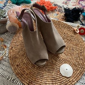 Elizabeth Brady Platform Shoe Made In Italy S-38.5